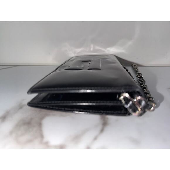 Gucci Patent Leather Chain Wallet in Black - Picture 7 of 8